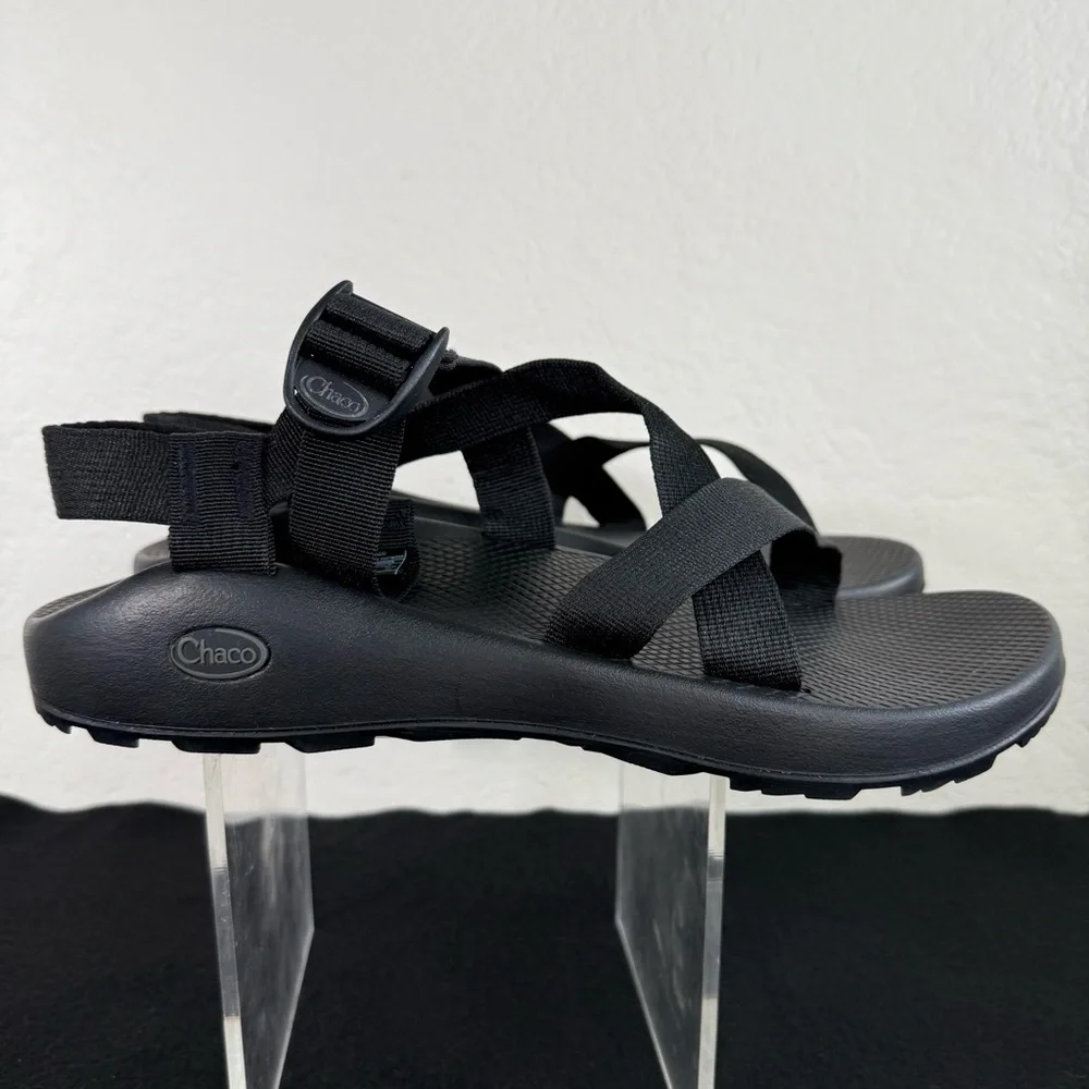 NEW NWOT CHACO Men’s Z2 Classic Adjustable Strap Performance Sandals Size 13